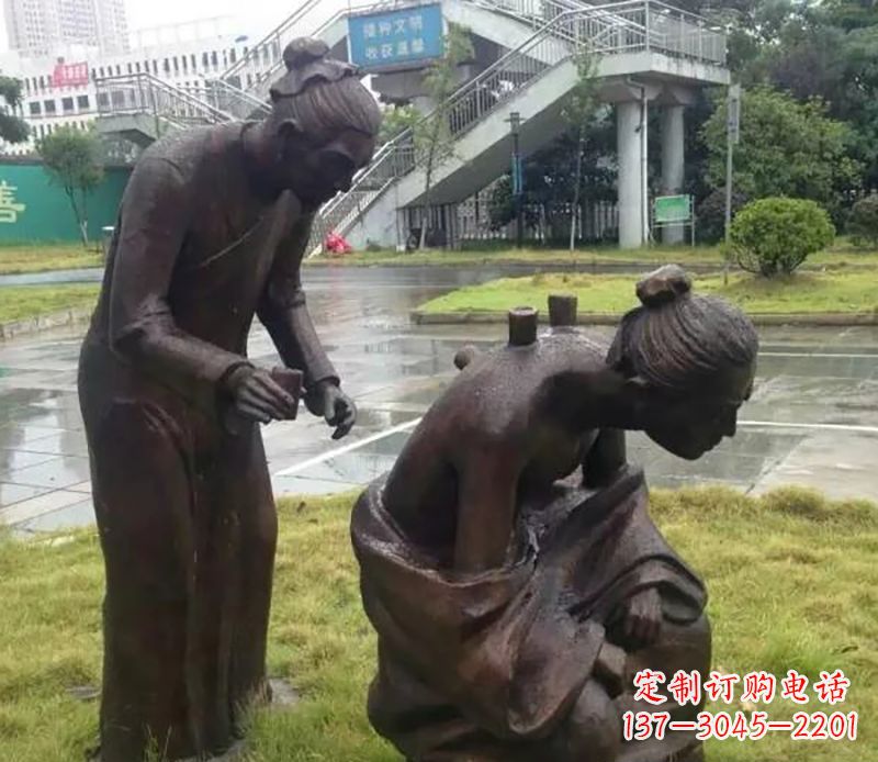 拔罐人物公園銅雕
