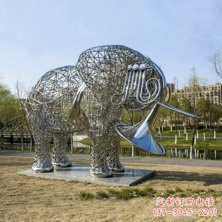 不銹鋼大象吹嗩吶雕塑-公園園林創(chuàng)意動(dòng)物雕塑景觀