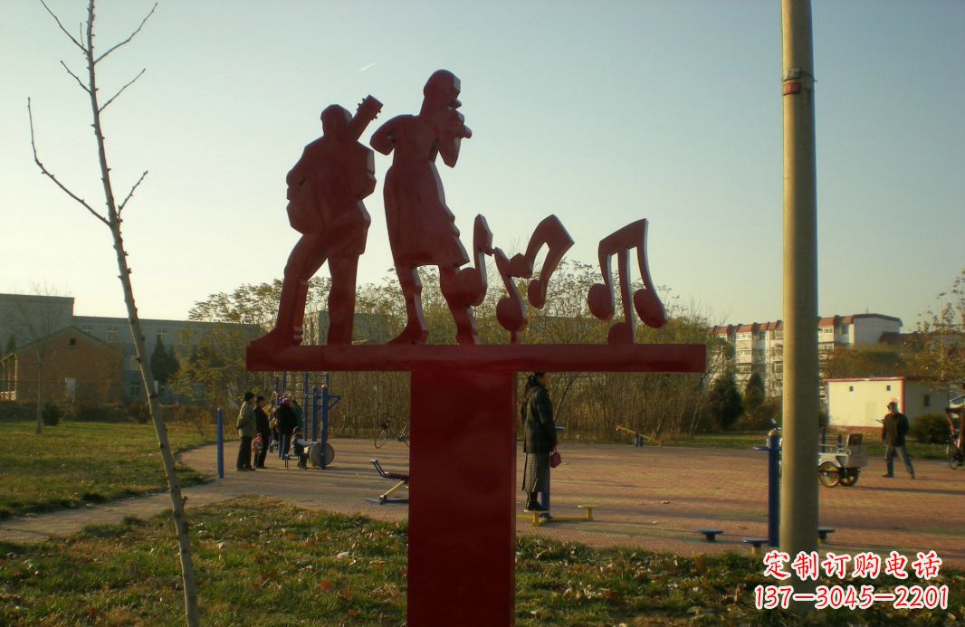 不銹鋼公園音樂人物雕塑2