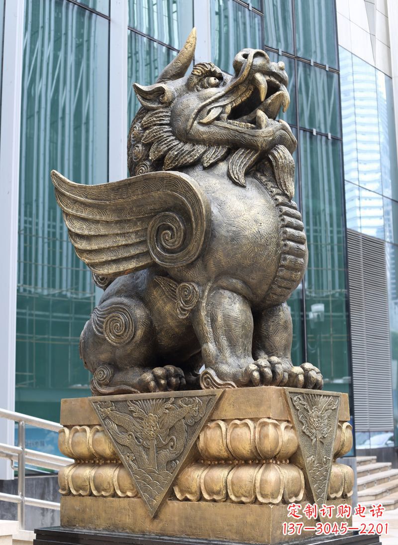 法院門(mén)口獨(dú)角獸神獸銅雕