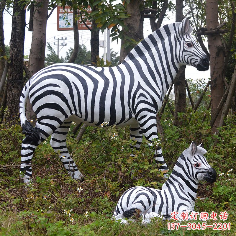 仿真斑馬雕塑-公園草坪動物雕塑擺件