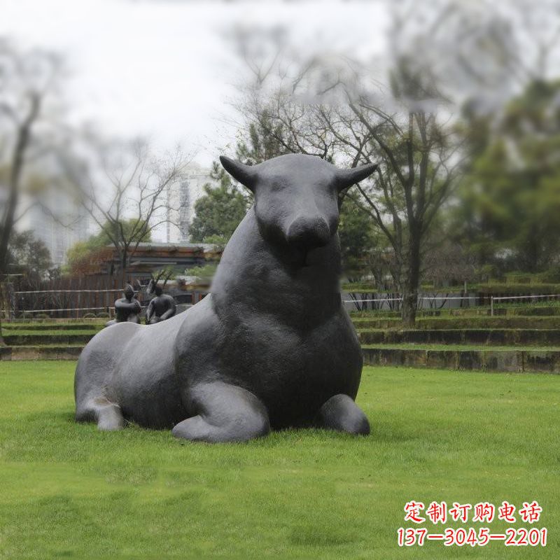 公園草坪鑄銅抽象動(dòng)物牛臥牛雕塑