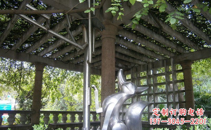 動(dòng)物銅雕——公園狐貍與烏鴉小品