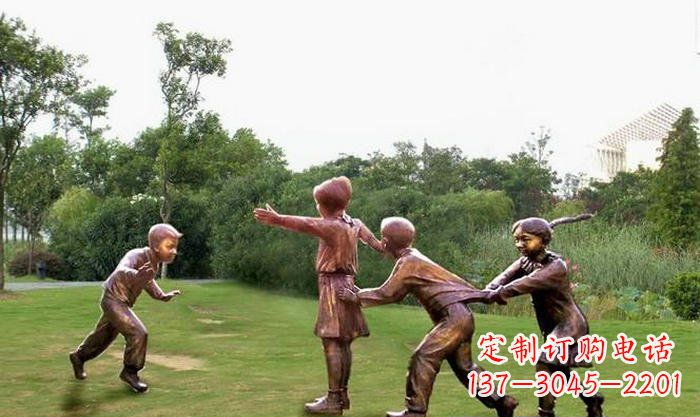 公園老鷹抓小雞人物景觀銅雕