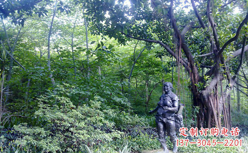 公園西方女人人物銅雕