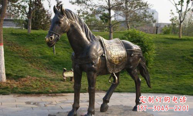 公園鑄銅馬